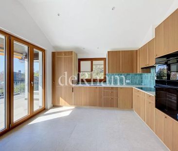 Lutry - superbe villa rénovée avec vue panoramique sur le lac! - Foto 5
