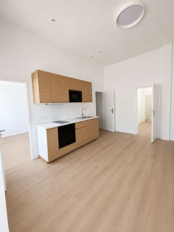 Location Appartement 2 pièces 32m² LILLE 59000 - Photo 2
