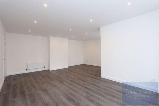 4 bedroom detached bungalow to rent - Photo 1