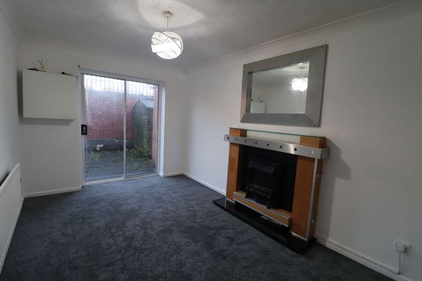 4 Bedroom Semi-detached House To Rent - Photo 1