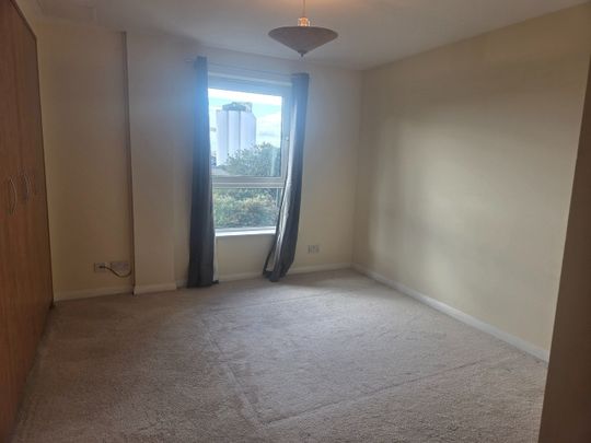 2 Bed Flat, Portland Row, EH6 - Photo 1