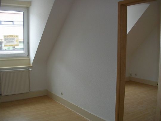Location Appartement 4 pièces 62m² SARREGUEMINES 57200 - Photo 1