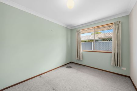 Parkside Living at Its Best - Photo 4