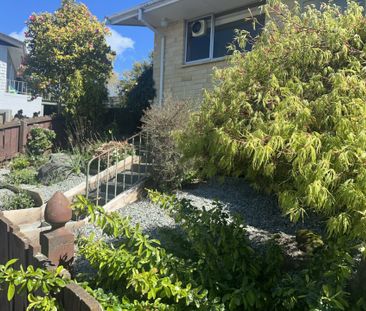 Family Living in Gleniti - Photo 2