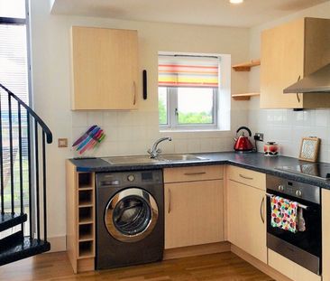 2 bed Apartment for Rent - Photo 6