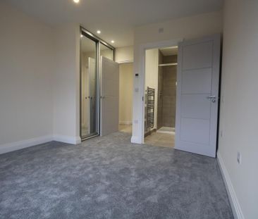2 bedroom apartment to rent - Photo 2