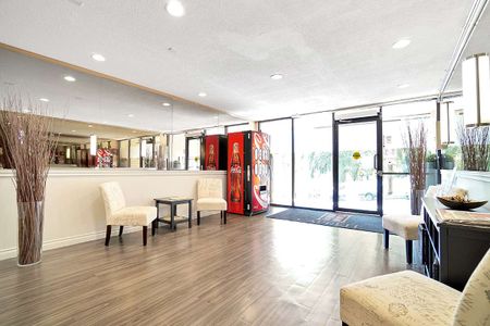 Sherbrooke Manor Apartments - Bachelor - Photo 2