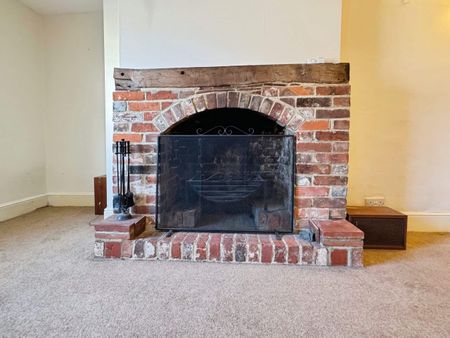 West Street, Aldbourne, Marlborough, Marlborough, SN8 - Photo 5