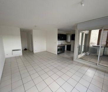 BOUC BEL AIR - Type 2 centre village - Photo 3