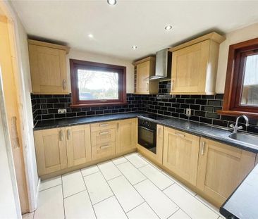 3 bedroom detached house to rent - Photo 5