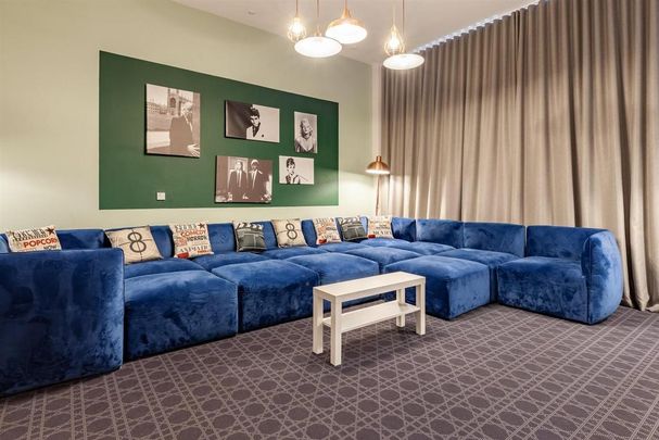 1 bedroom in a flat share to rent - Photo 1