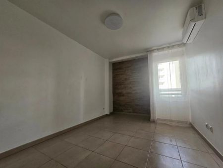 Location Appartement 68.71m² 3 pièces Fort de france - Photo 4