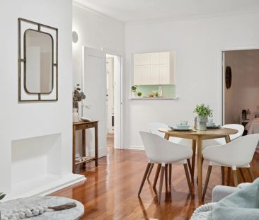 'Top-notch' renovated apartment in Claremont - Photo 2