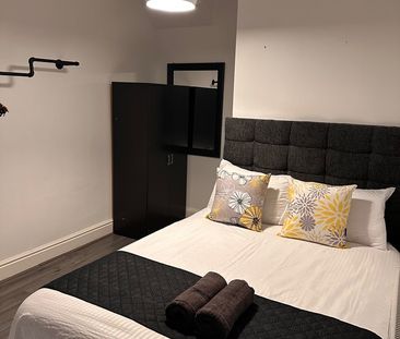 Room in a Shared House, Queens Drive, L4 - Photo 6
