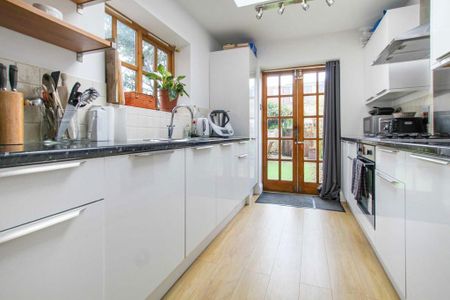 3 bedroom house to rent - Photo 2