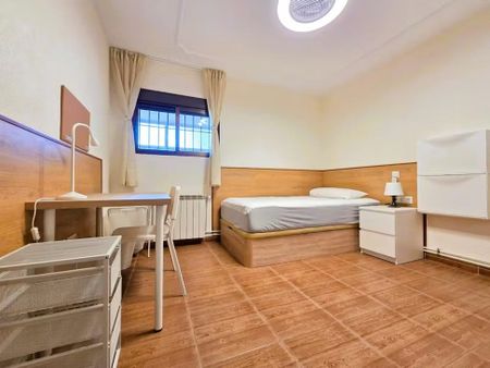 Calle Río Miño, Leganés, Community of Madrid 28913 - Photo 3