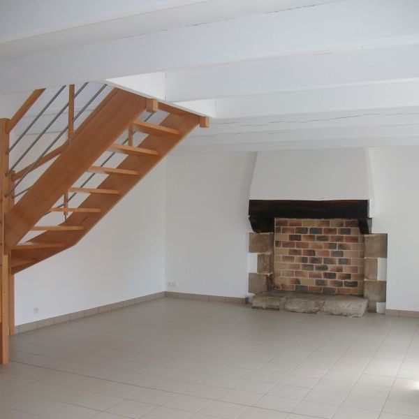Location Maison 3 pièces 79m² - Photo 1