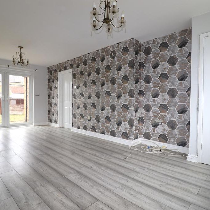 3 bedroom terraced house to rent - Photo 1