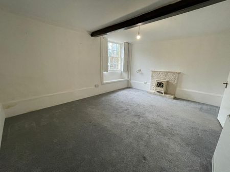 2 bedroom Flat To Let - Photo 5
