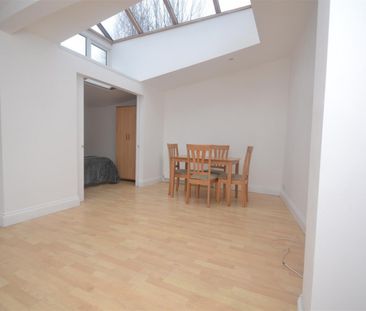 1 bedroom Flat To Let - Photo 1