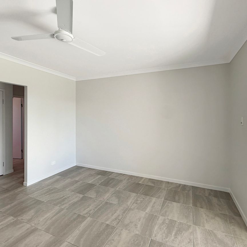 1 Bowie Avenue, - Photo 1