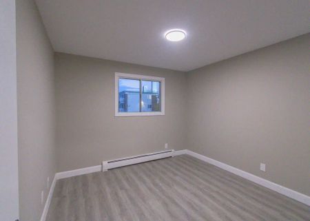 Macewan Place — 1 Bedroom - Photo 2