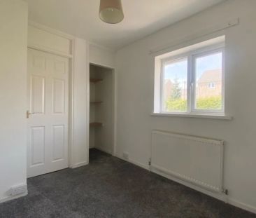 Prince Philip Avenue, Garnlydan, Ebbw Vale - Photo 2