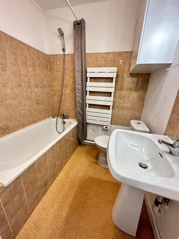 Location Appartement 1 pièce Meublé 19m² NANTES 44000 - Photo 5