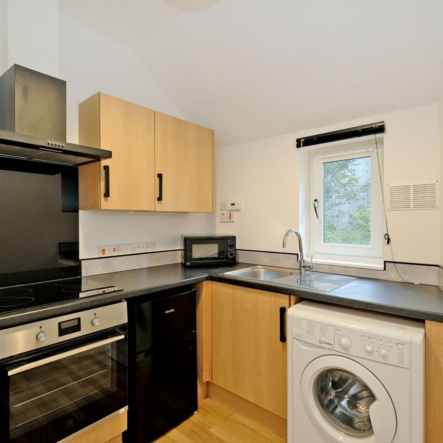 1 Bed Flat, Walker Lane, AB11 - Photo 1