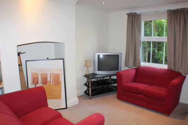 Hardinge Road, Ashford - Photo 1