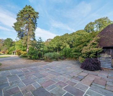 Linchmere Ridge, Haslemere, Surrey, GU27 - Photo 4