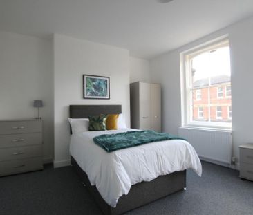 1 bedroom in a house share to rent - Photo 1