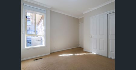 PRIME LOCATION - Photo 3