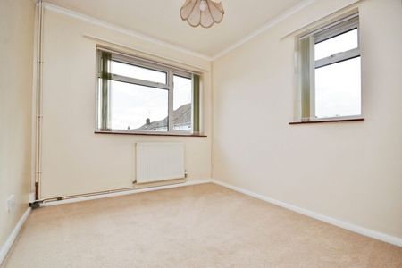 Harvey Way, CB10, Saffron Walden - Photo 2