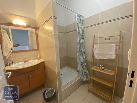Location Appartement 3 pièces 58m² RAVINE DES CABRIS 97432 - Photo 5