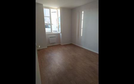 Location Appartement 2 pièces 41 m² Lignac - Photo 3