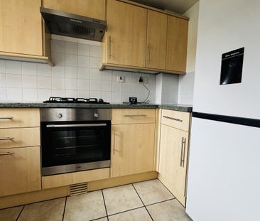 Balmoral Close, WELLINGBOROUGH - Photo 3