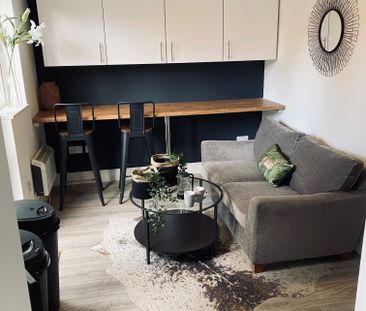 Vicarage Road 92VICR - Room 6 - Photo 1