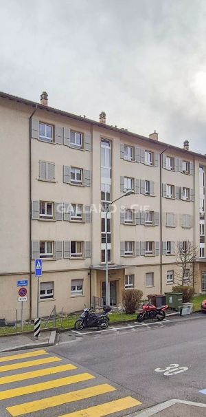 Appartement de 3 pièces complètement rénové - Foto 1