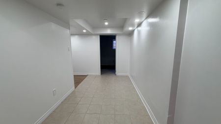 For Lease - 494 Cody Crescent Unit# Bsmt, Newmarket, Ontario - Photo 3