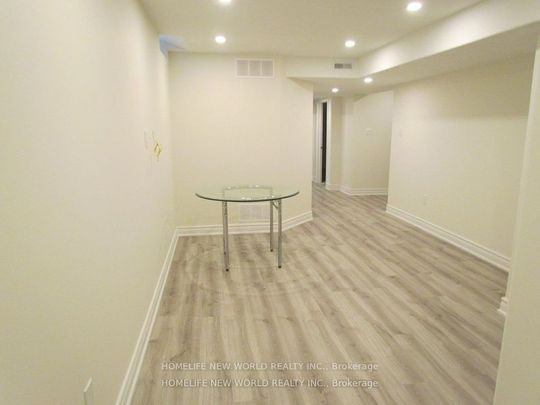 For Lease - 11 Peninsula Crescent, Richmond Hill, Ontario - Photo 1