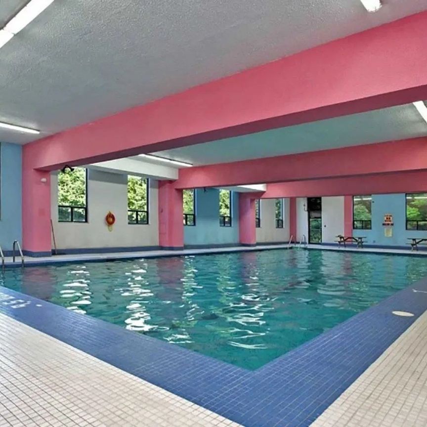 For Lease - 10 Edgecliff Golfway Unit# 1819, Toronto, Ontario - Photo 1