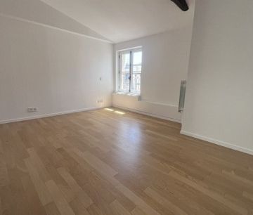 Appartement • Elysées-Madeleine - Photo 1