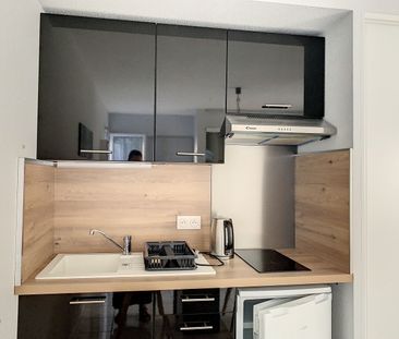 Location Appartement 2 pièces 29m² - Photo 5