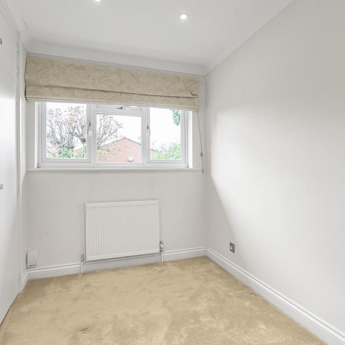 3 bedroom terraced house to rent - Photo 1