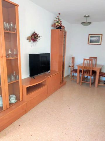 Apartamento de alquiler en Avenida Oviedo, 4, Playa de San Juan - Photo 2