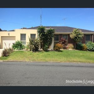 6 Cardiff Street, Bell Post Hill, Vic 3215 - Photo 2
