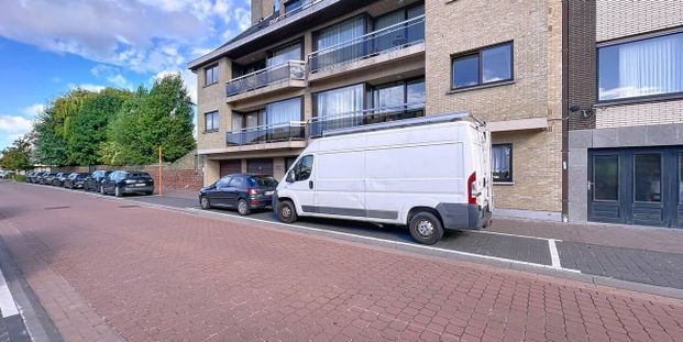 Appartement te huur in Oostende voor € 825 met 2 slaapkamers - Foto 1