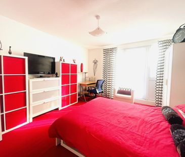Kent Close, CR4, Mitcham - Photo 4