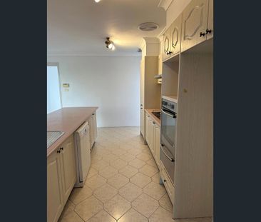 Great Family Home! - Photo 1